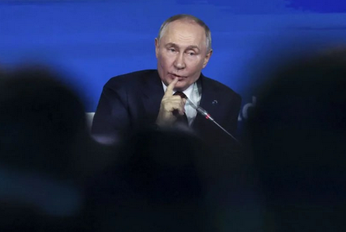 Путін знайшов "винних": цинічна заява про припинення війни в Україні Путін знайшов "винних": цинічна заява про припинення війни в Україні